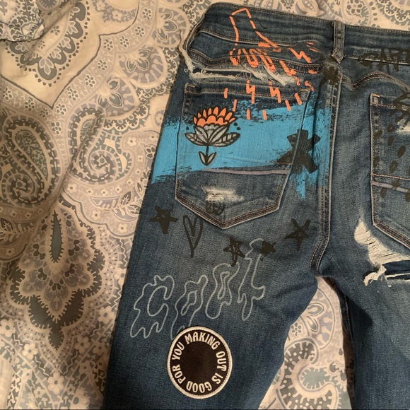 American Eagle Graffiti Patchwork Jeggings - Picture 8 of 9